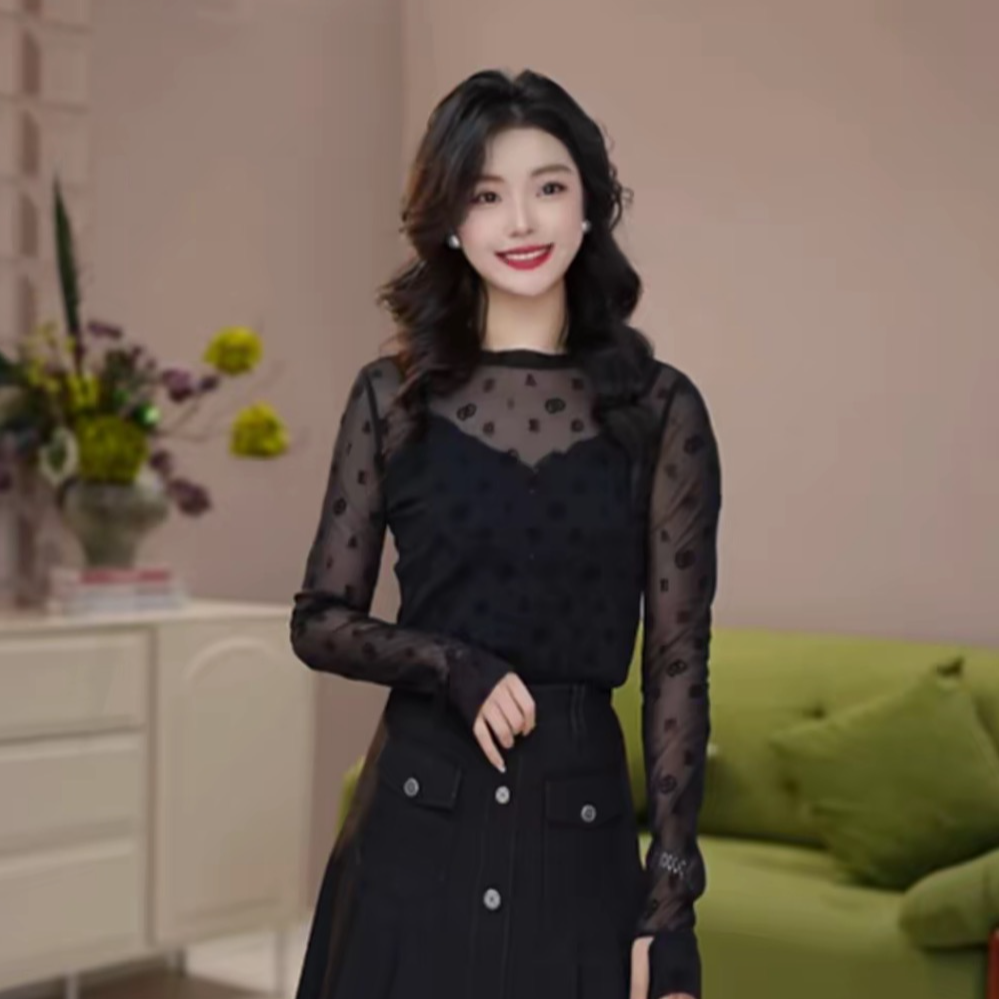 哥弟 时尚女士打底衫字母显瘦长袖雪纺衫圆领气质蕾丝1300959