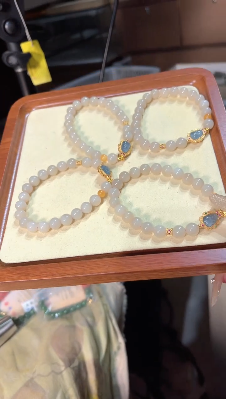 【闪购商品】和田玉手链未镶嵌多样性发货其一