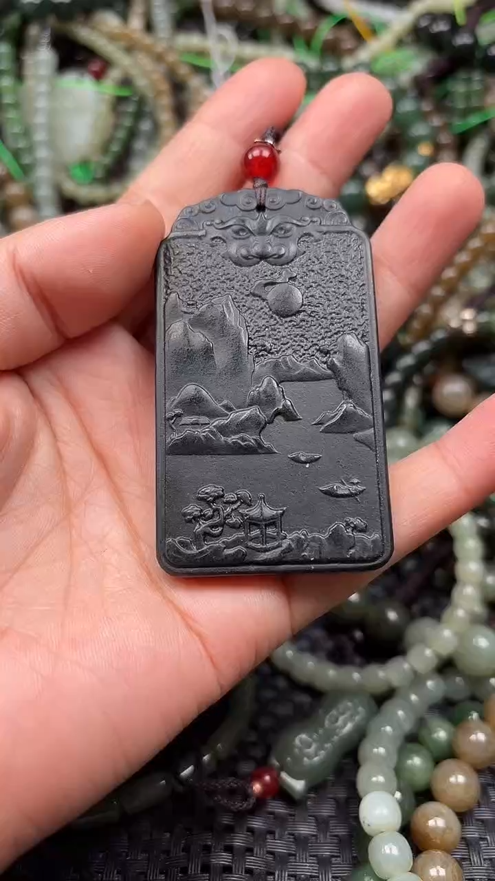 颈饰未镶嵌和田玉1