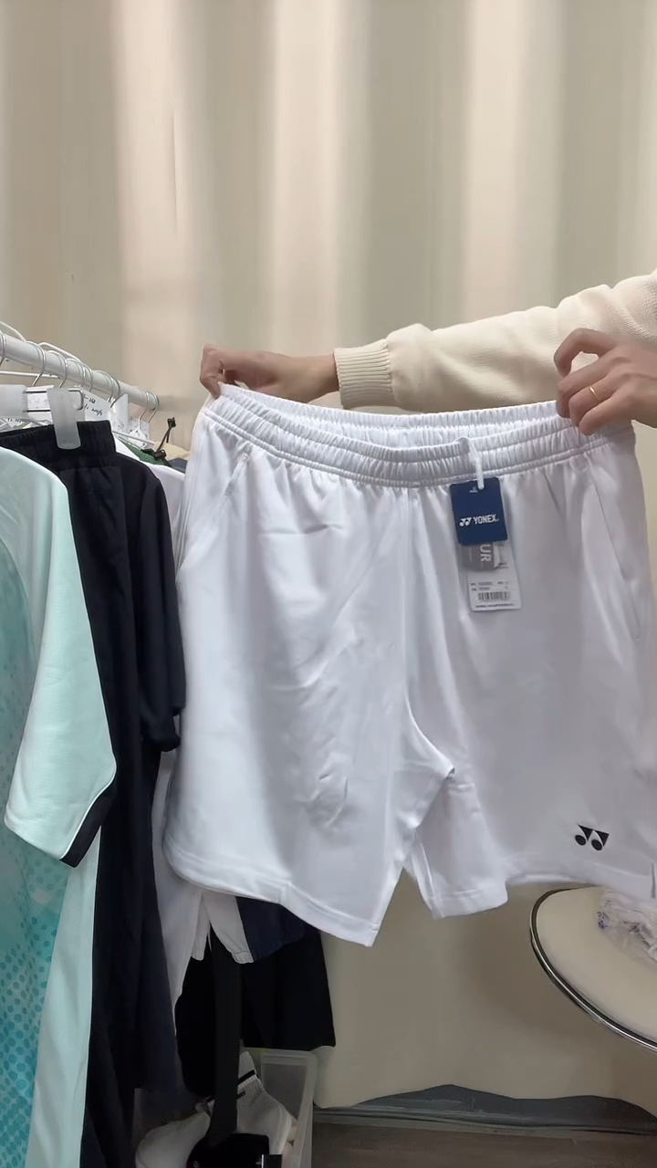 尤尼克斯正品 38号 短裤XL码