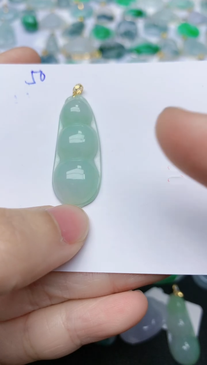 【闪购商品】翡翠颈饰18K金镶嵌天然翡翠A货    