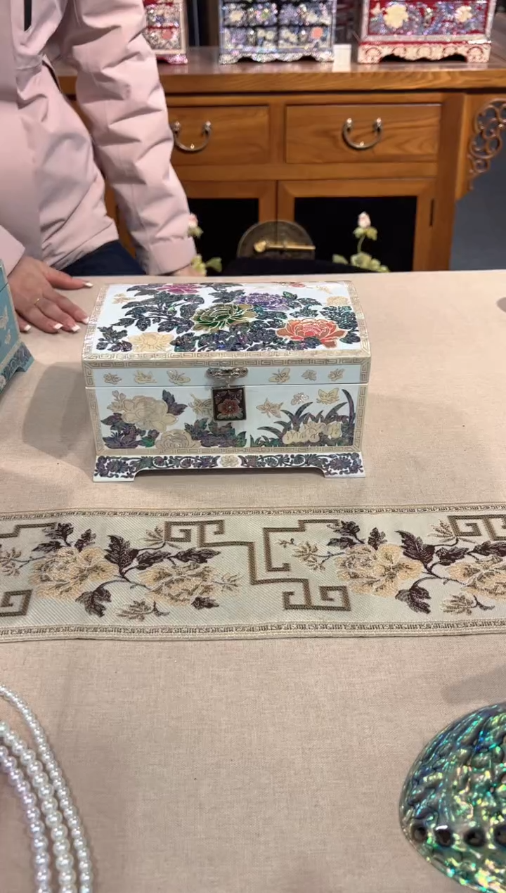 【闪购商品】按扣满贝底弘贝雅螺钿漆器文化馆