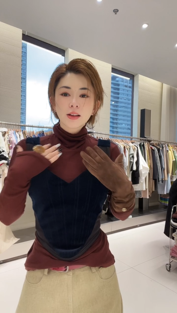 CHIC MOI 咖色打底衫 S M