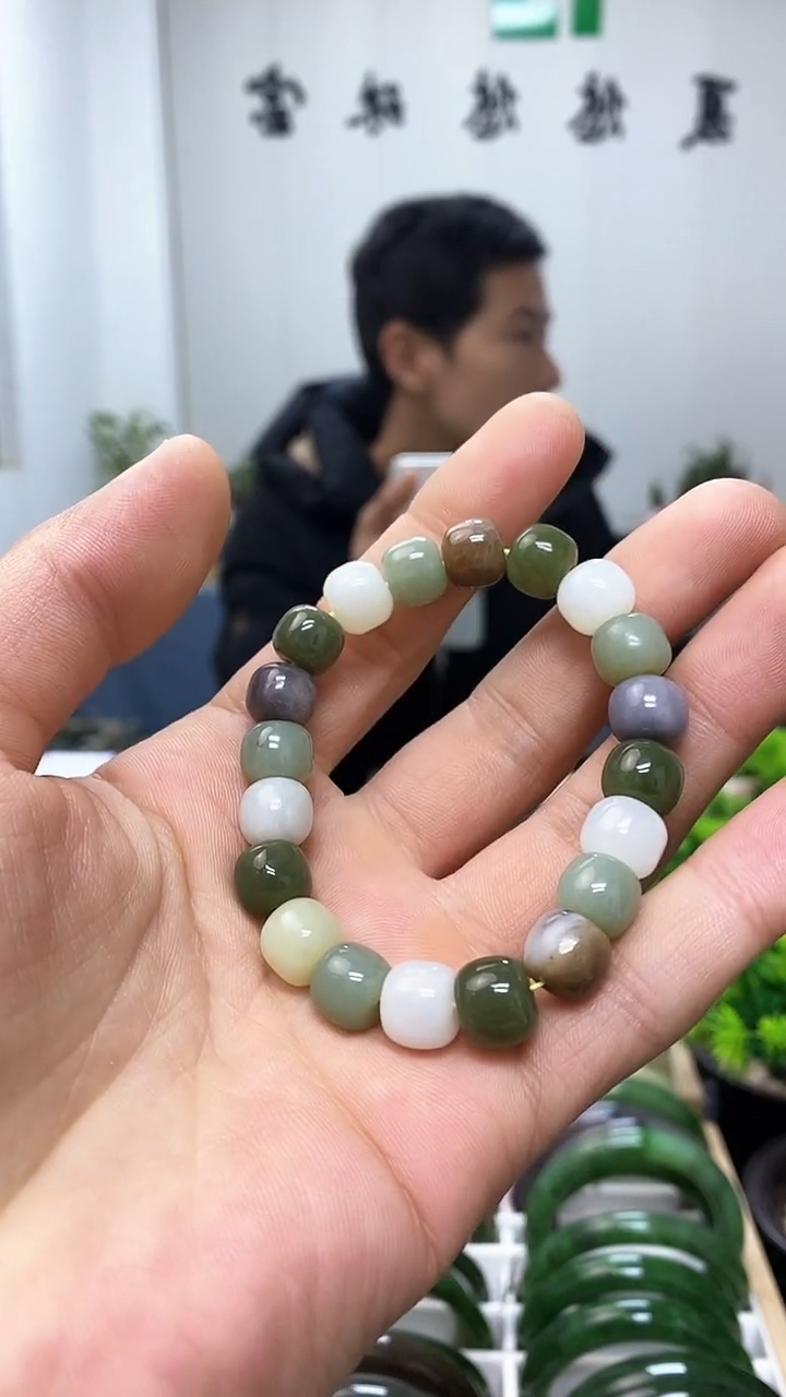 【闪购商品】和田玉手镯未镶嵌卡10