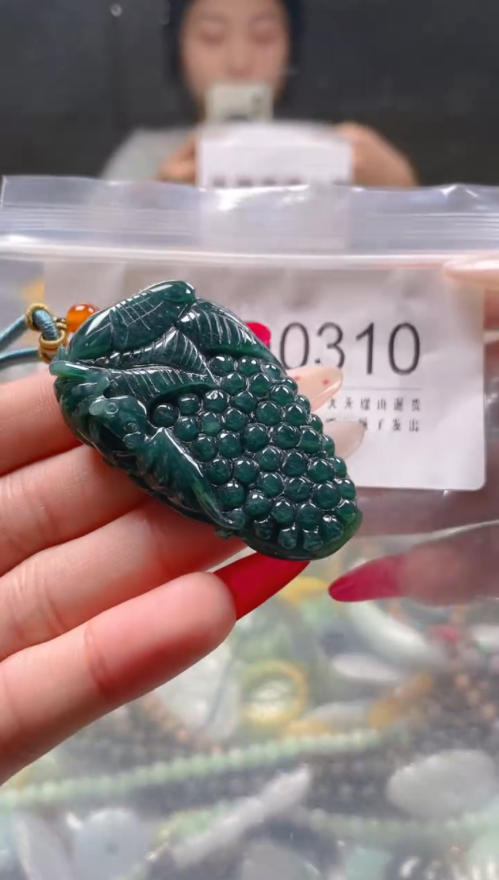 【闪购商品】翡翠颈饰未镶嵌/D/翡翠A货一图一物