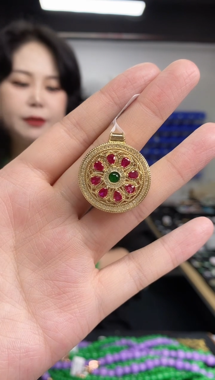 吊坠未镶嵌红宝石闪购链接 多样性发其一颜色微差