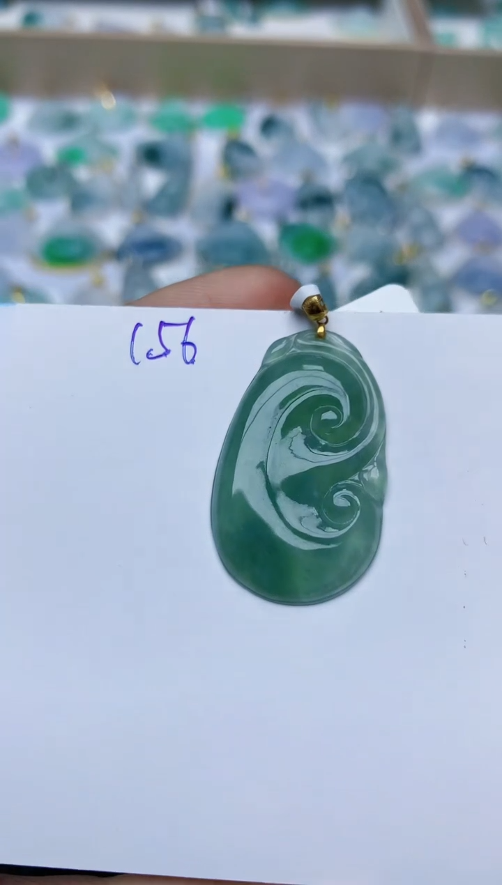 【闪购商品】翡翠颈饰18K金镶嵌天然翡翠A货    