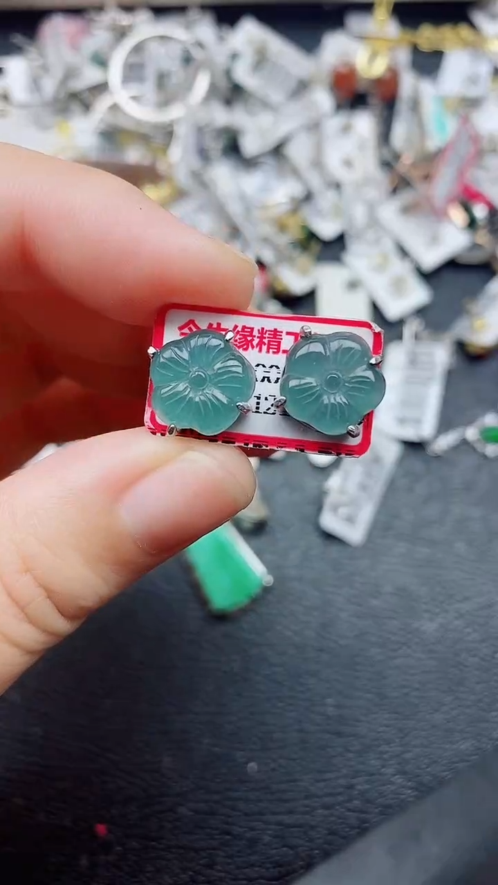 银S925镶嵌戒指翡翠1