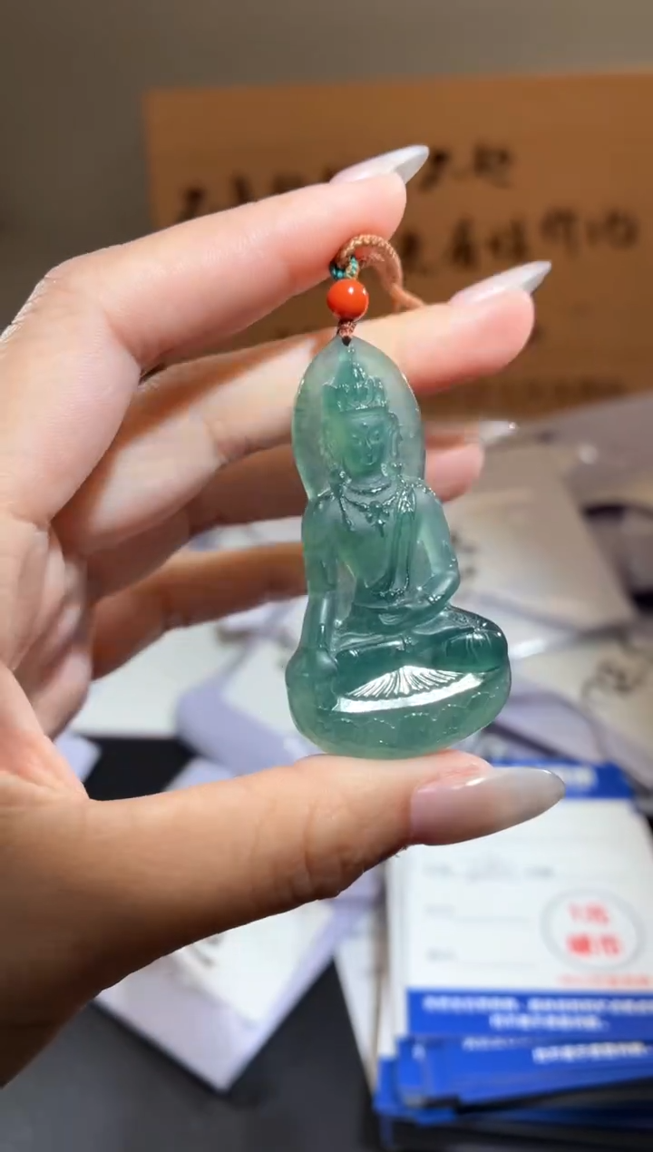 吊坠(不含链)未镶嵌翡翠观音