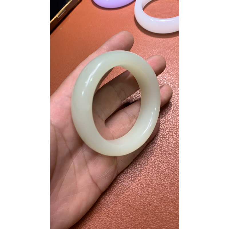 手32  黄口口手镯