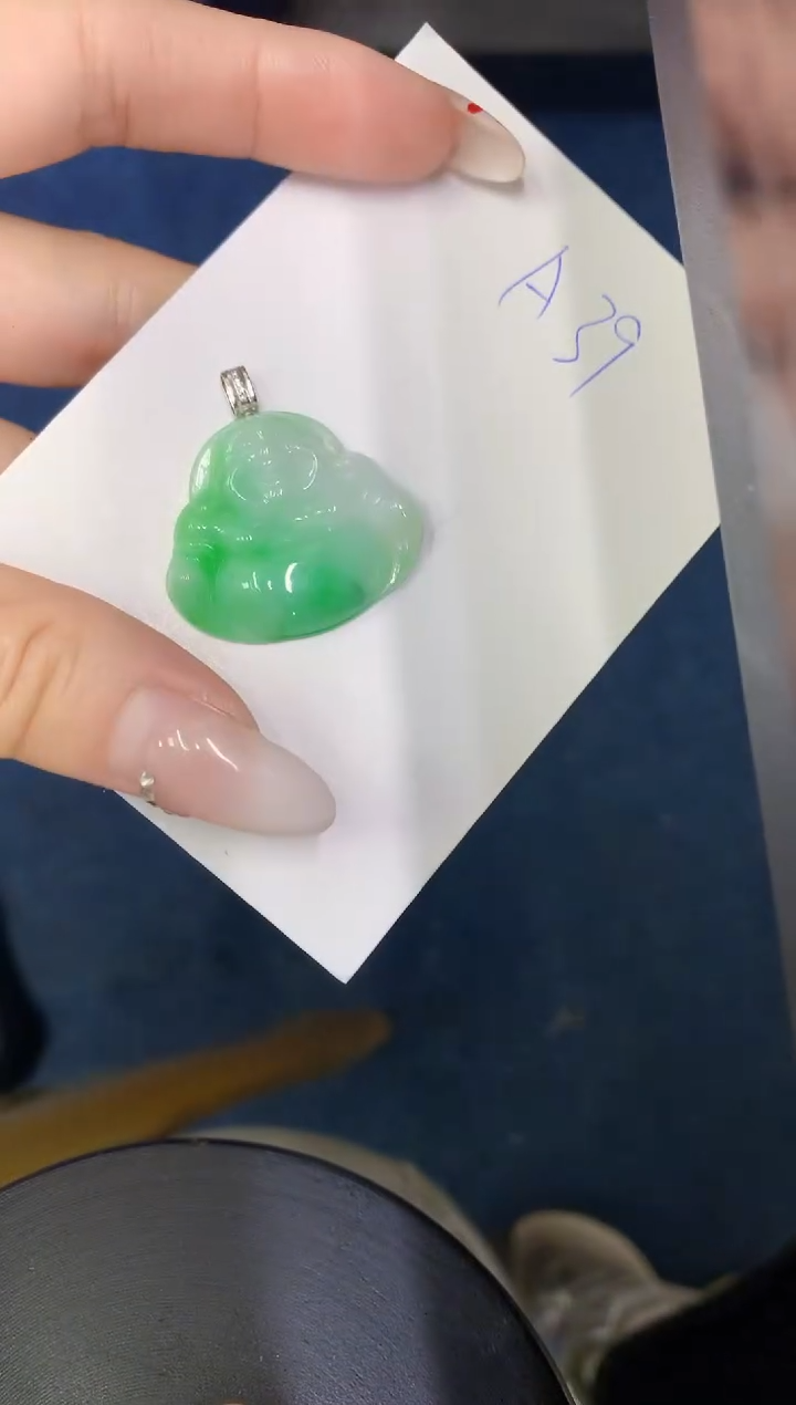 【闪购商品】翡翠颈饰18K金镶嵌00000000000