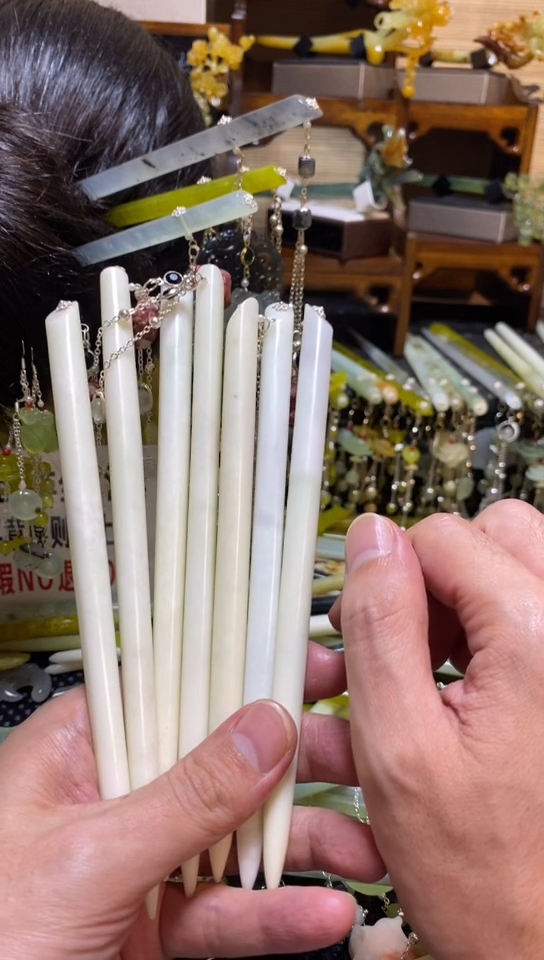 未镶嵌发簪蓝田玉（蛇纹石化大理石玉）多样性发货一件   