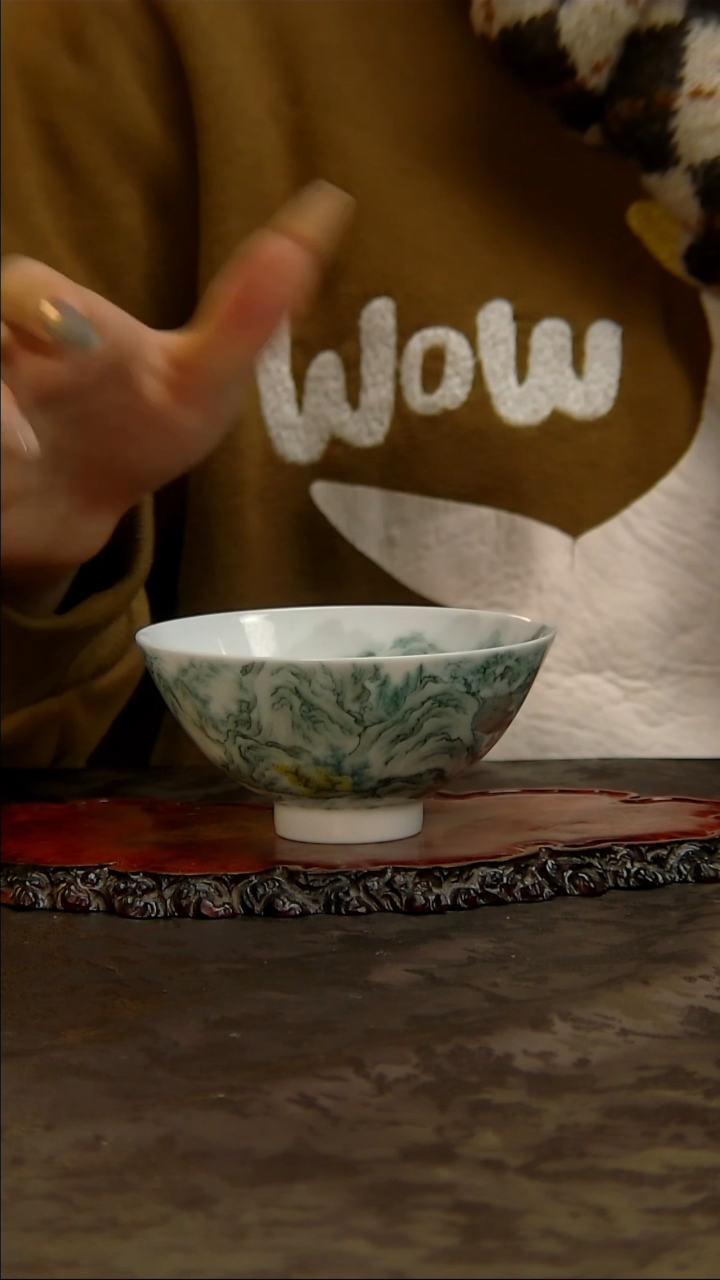 【闪购商品】青花手绘山水主人杯