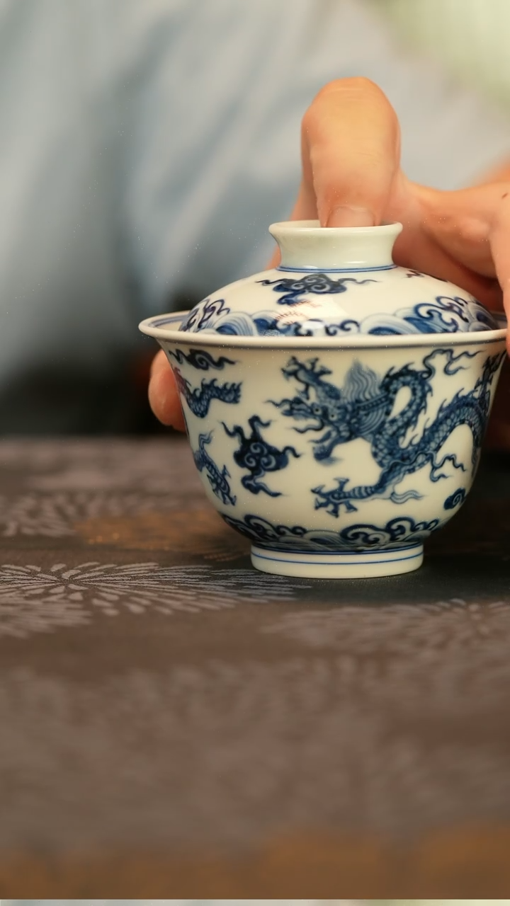 茶器仿明双龙纹盖碗