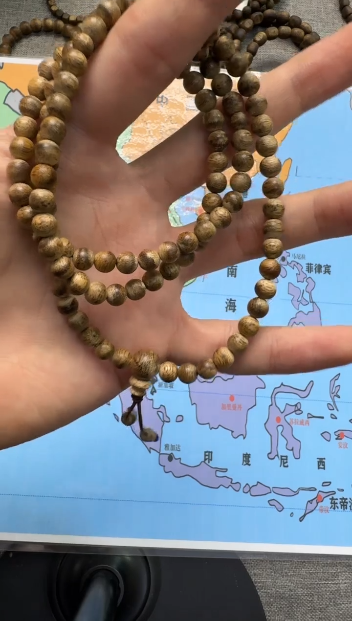 沉香手串06菩萨圆珠多圈 多样性发其一