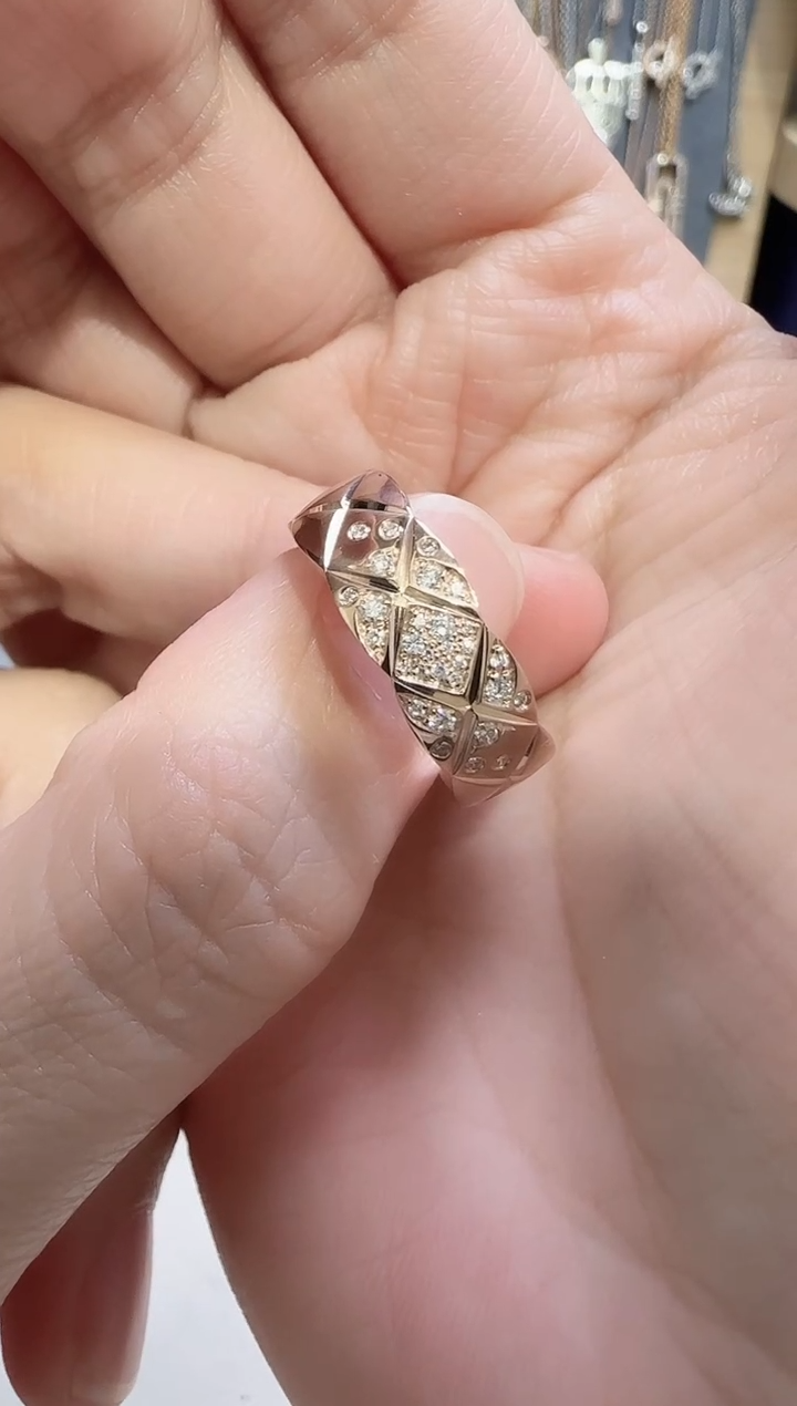 【闪购商品】钻石戒指/指环18K金镶嵌戒指19号