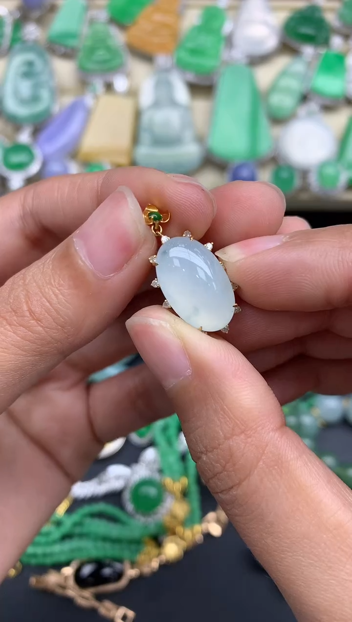 【闪购商品】翡翠颈饰18K金镶嵌350-中国好珍宝