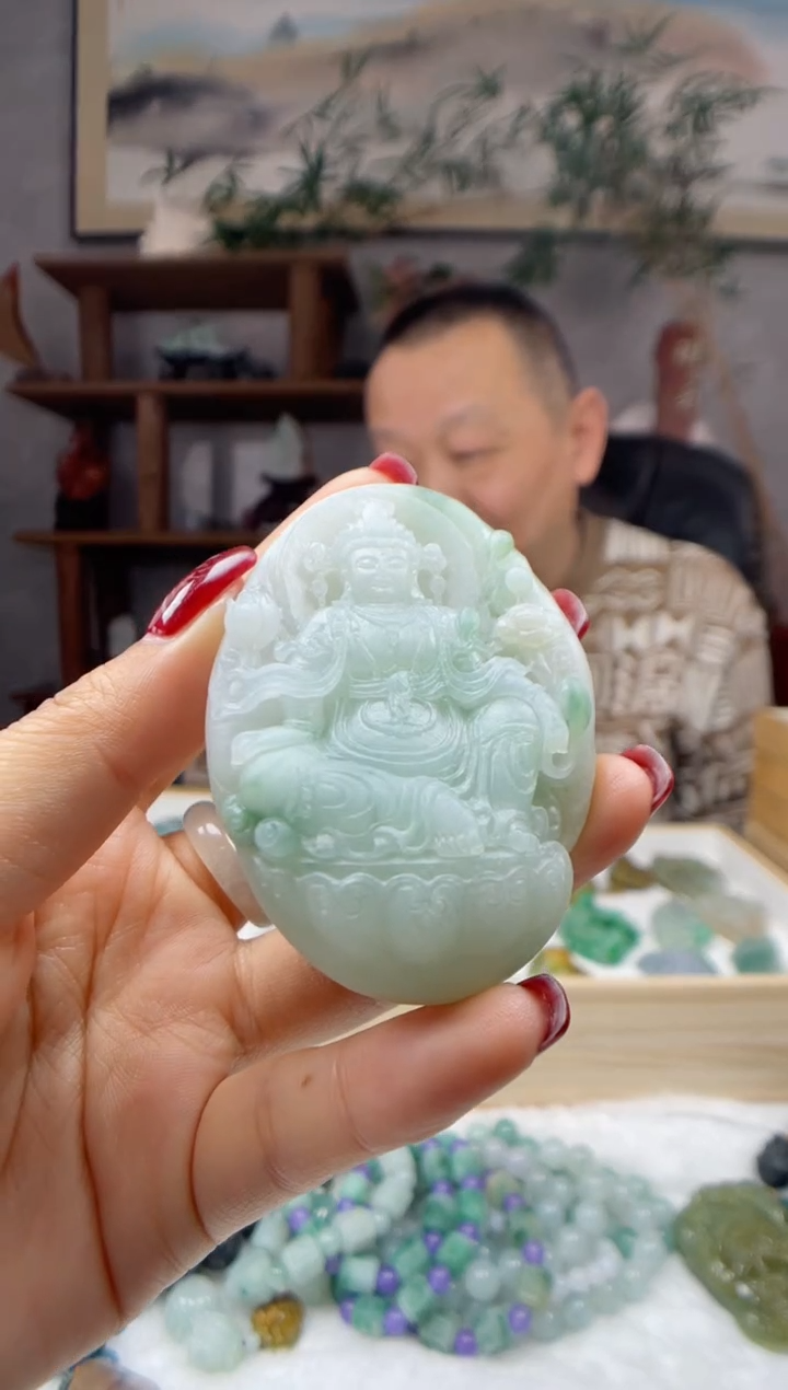 【闪购商品】定制翡翠未镶嵌观音