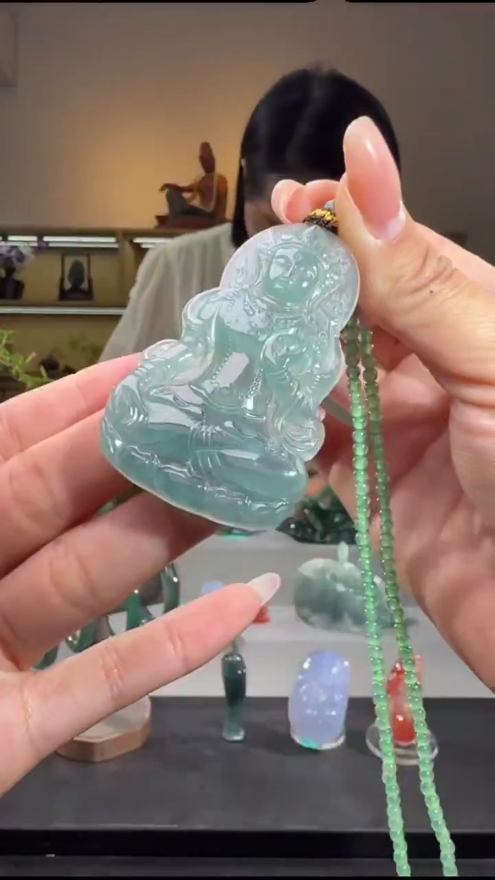 吊坠(赠链)未镶嵌翡翠度母（多样性发其一）