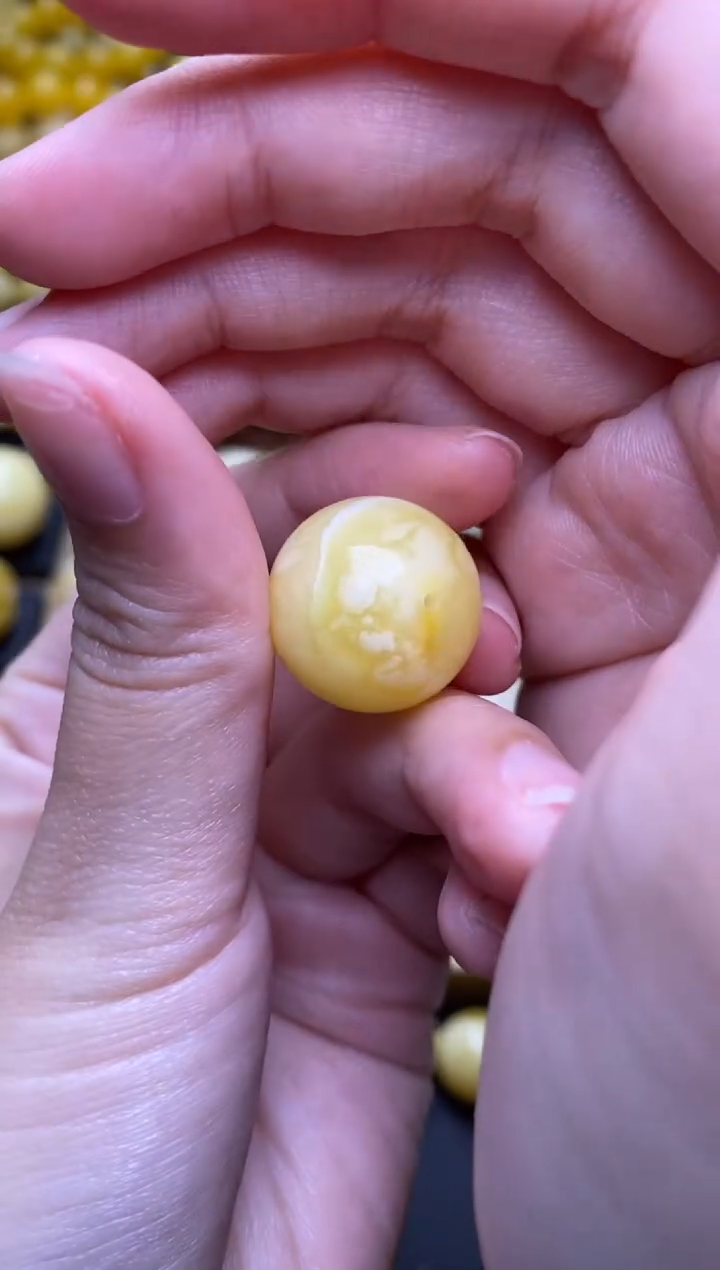 未镶嵌琥珀裸石大小姐珠宝86