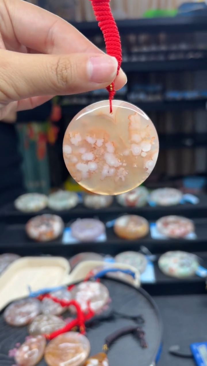 【闪购商品】石英质玉颈饰未镶嵌257