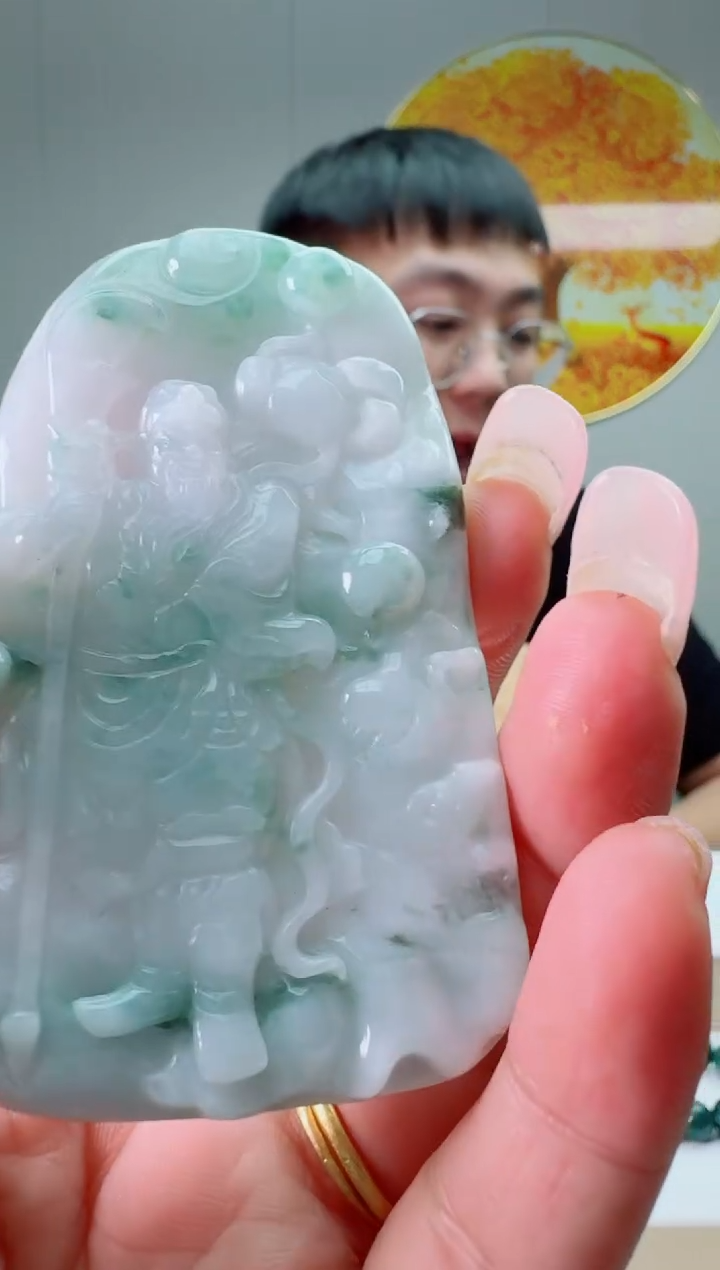 翡翠未镶嵌颈饰111111111