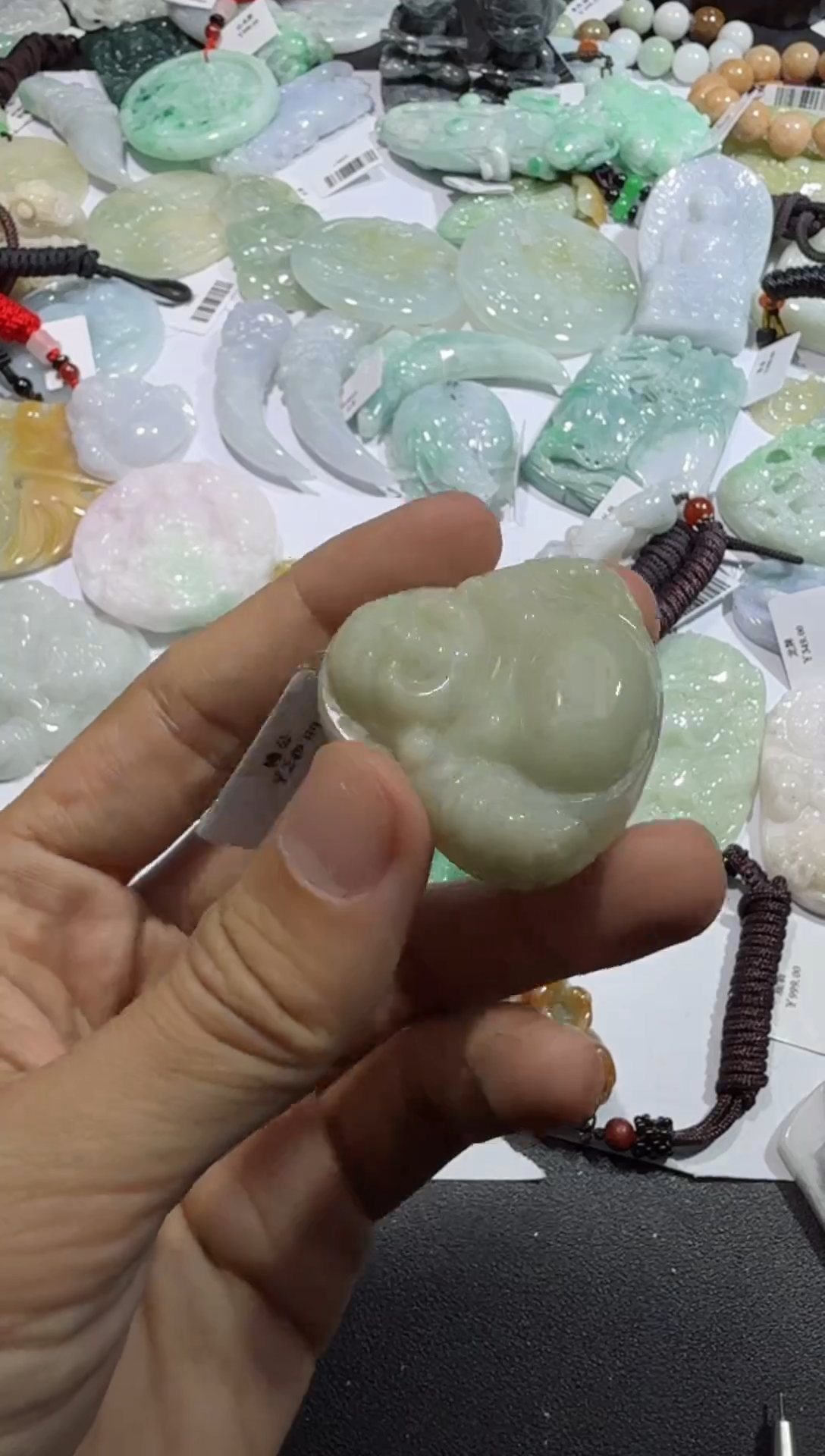 【闪购商品】翡翠颈饰未镶嵌00005373