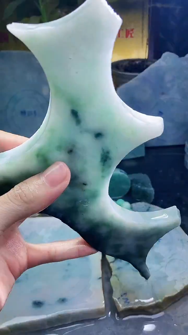 未镶嵌挂件翡翠小雨210