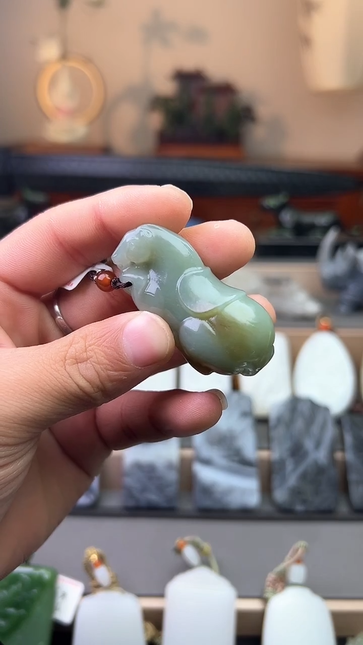 【闪购商品】和田玉把件未镶嵌吊坠