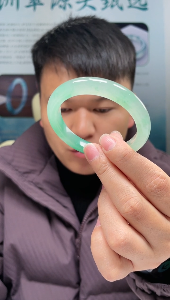 【闪购商品】石英质玉手镯未镶嵌非洲翠手镯多样性发货  