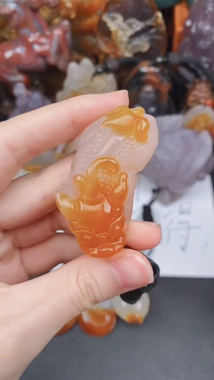 未镶嵌颈饰玛瑙/玉髓AA