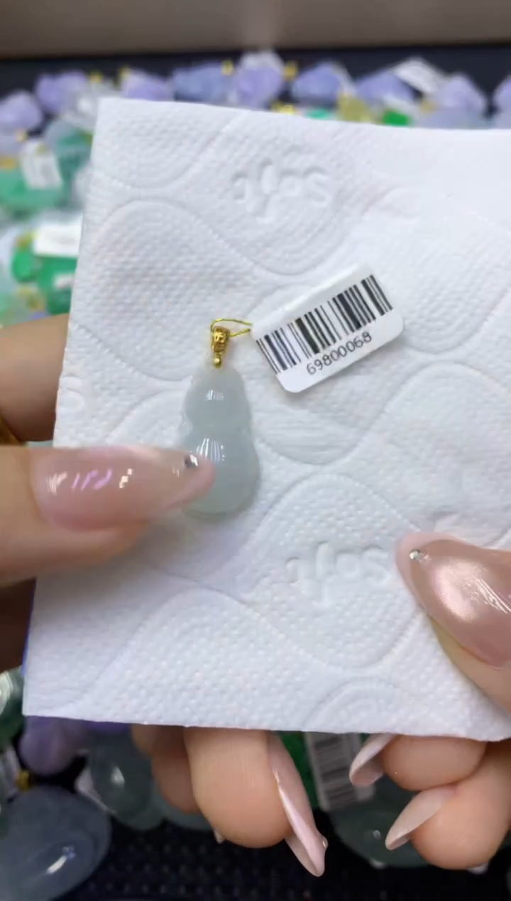 颈饰未镶嵌翡翠天然缅甸翡翠A货