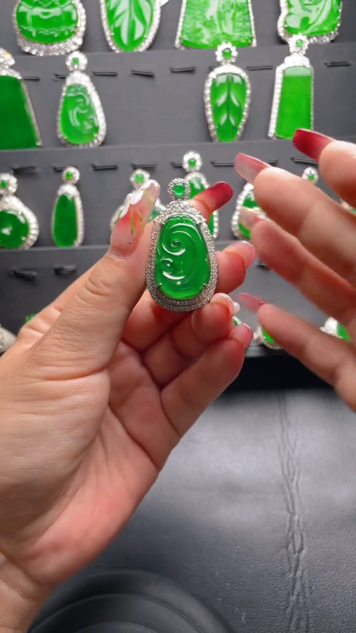 【闪购商品】翡翠颈饰未镶嵌吊坠0909