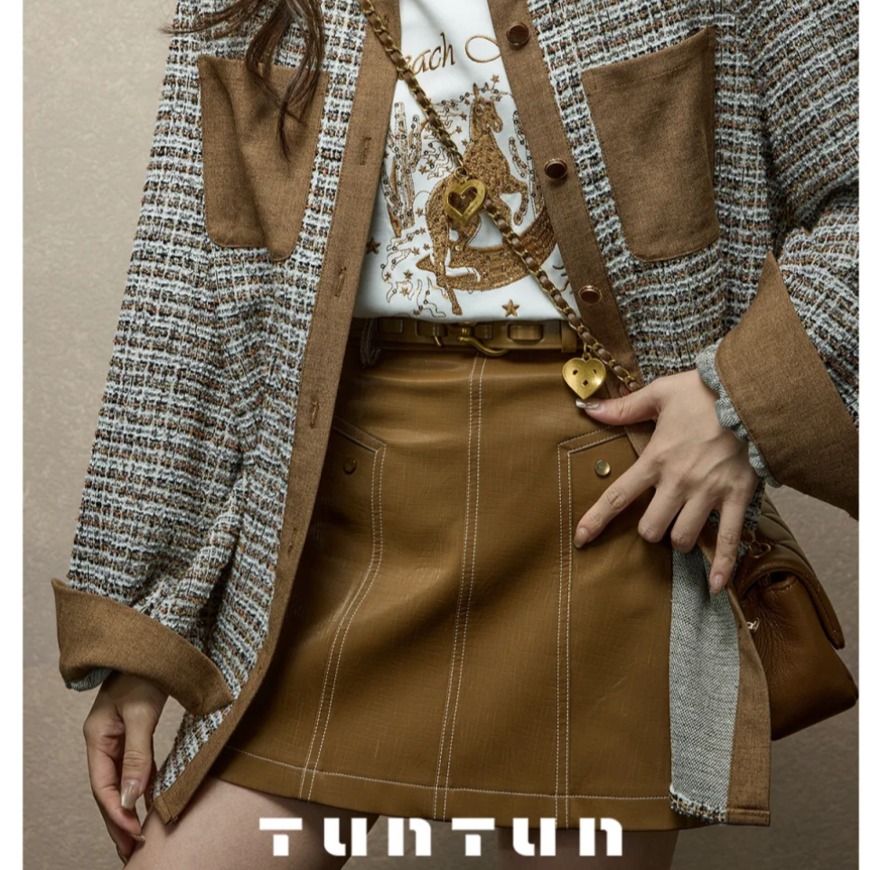 吞吐服饰【月球计划】落在星辰精致绣花图案时尚休闲T恤