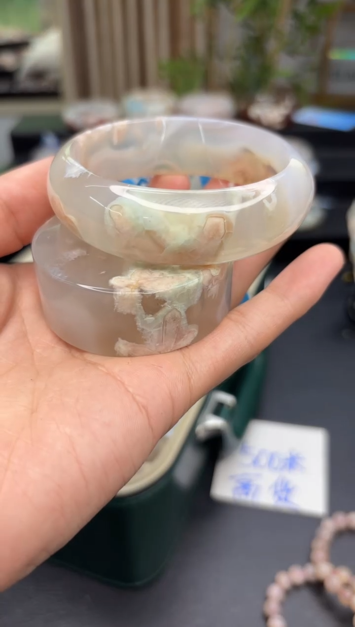 【闪购商品】石英质玉手镯未镶嵌C524(60圈赠送镯心)