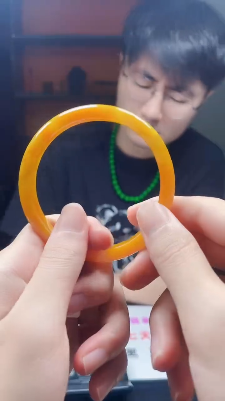 下方闪购链接 64