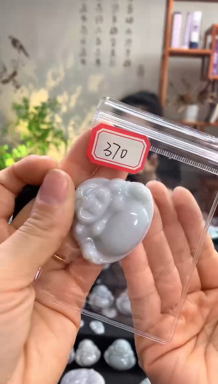 【闪购商品】翡翠颈饰未镶嵌佛公 370