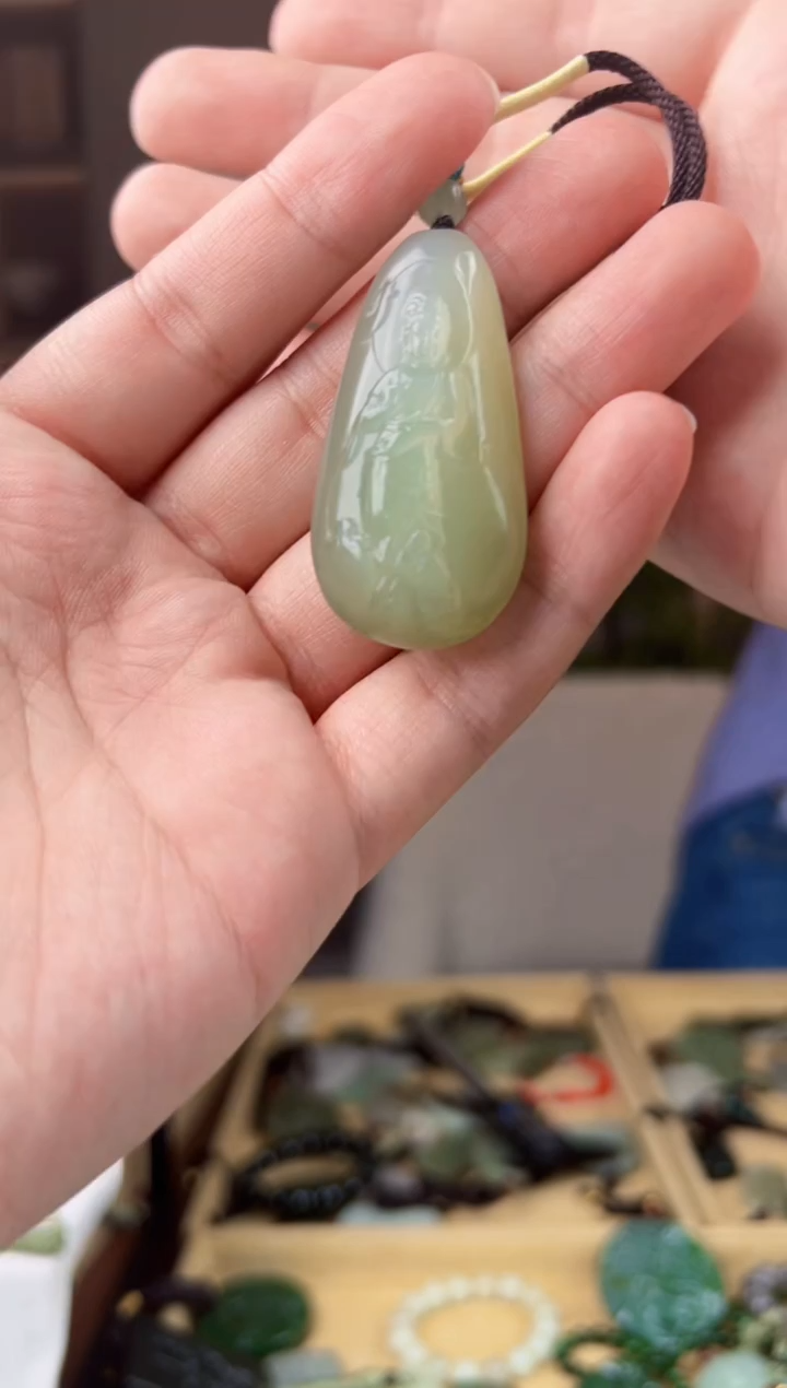 颈饰未镶嵌和田玉拍一发一，多样性发货