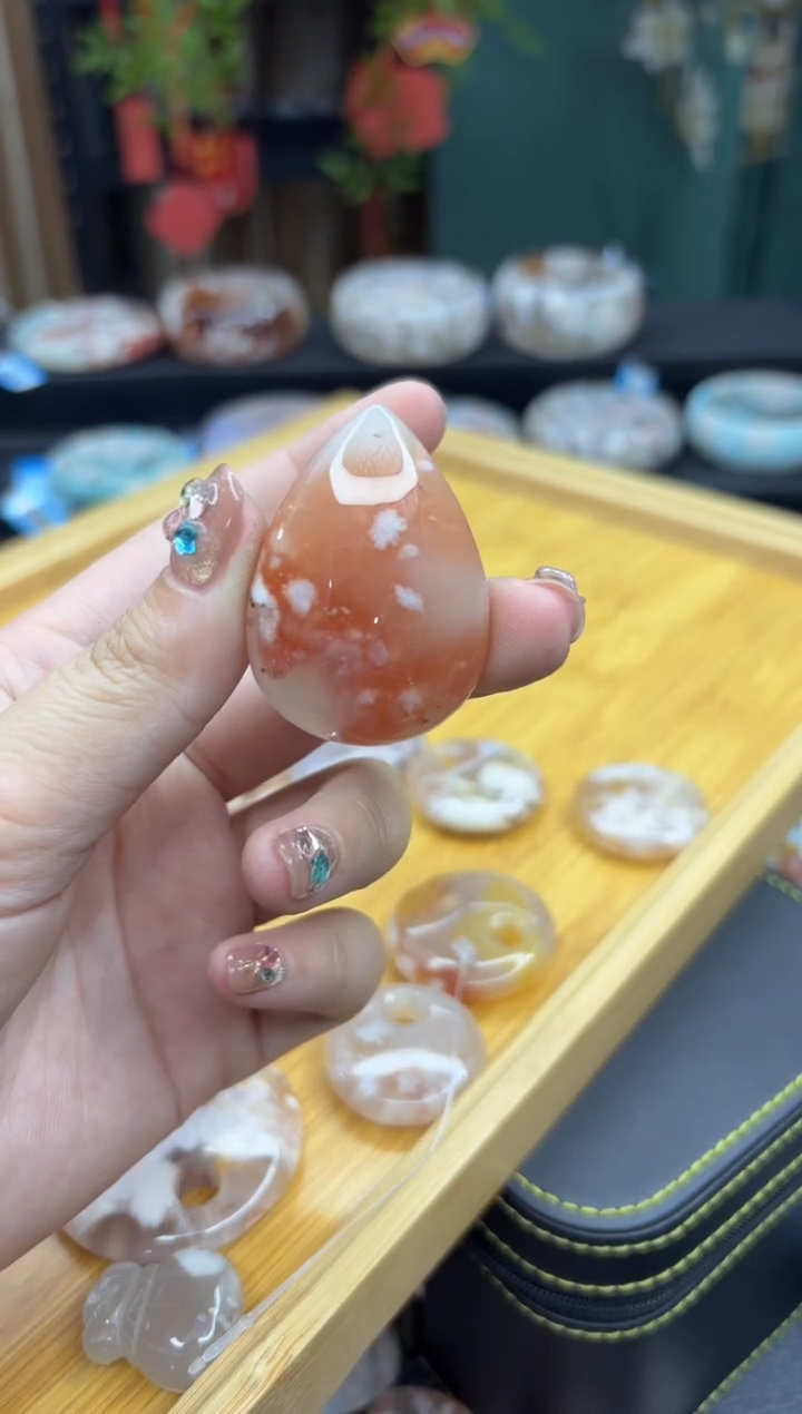 【闪购商品】石英质玉颈饰未镶嵌827