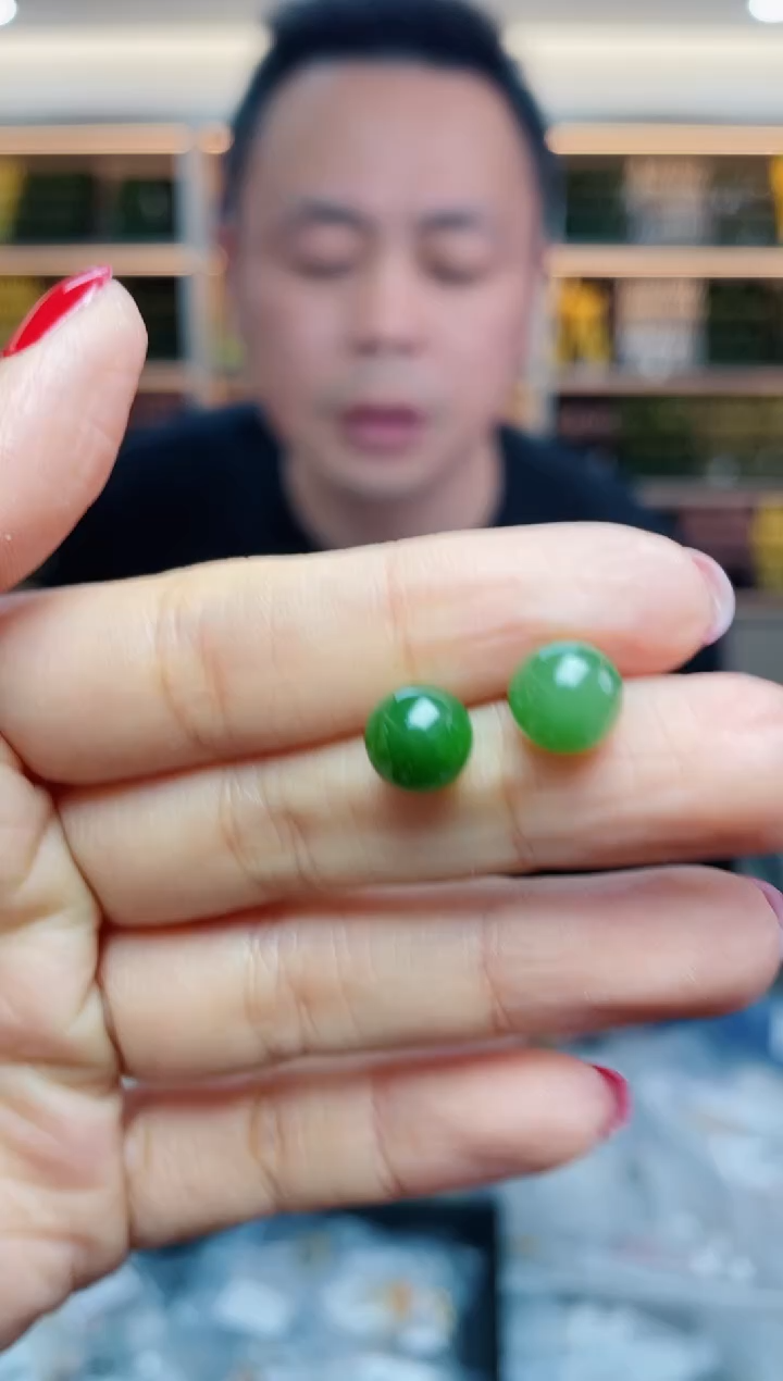 【闪购商品】和田玉`18K金镶嵌多样性发一件