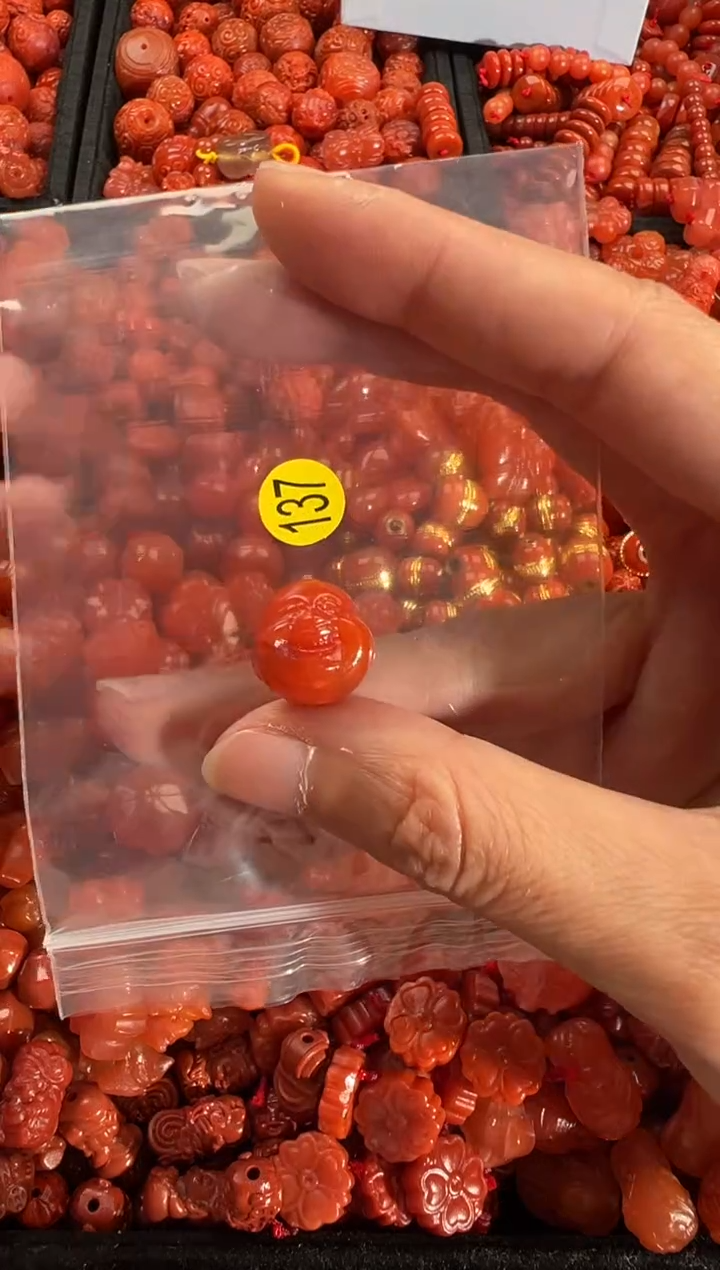 【闪购商品】南红玛瑙颈饰未镶嵌3