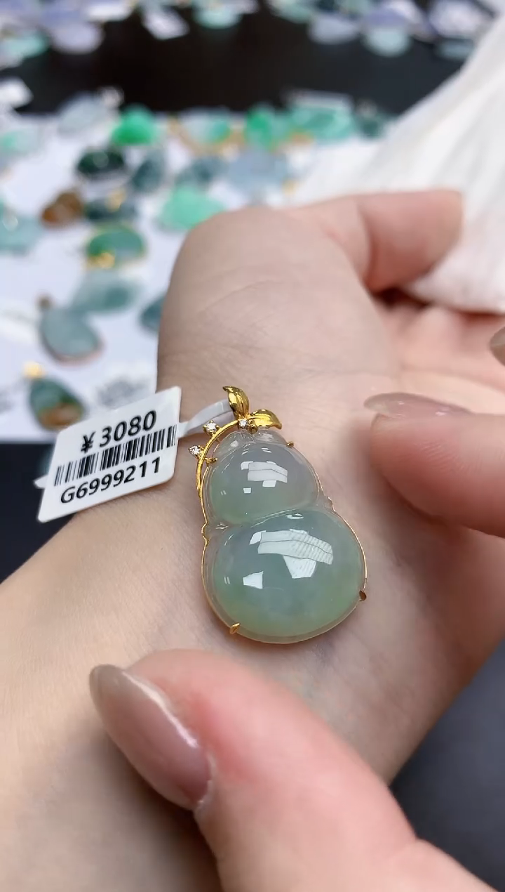 【闪购商品】翡翠颈饰18K金镶嵌天然缅甸翡翠A货