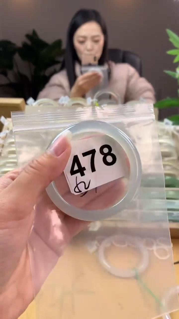 【闪购商品】玛瑙/玉髓手镯未镶嵌478