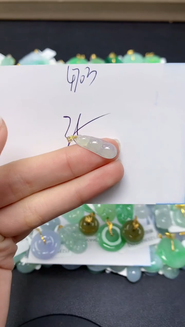 【闪购商品】翡翠颈饰18K金镶嵌 天然翡翠A货