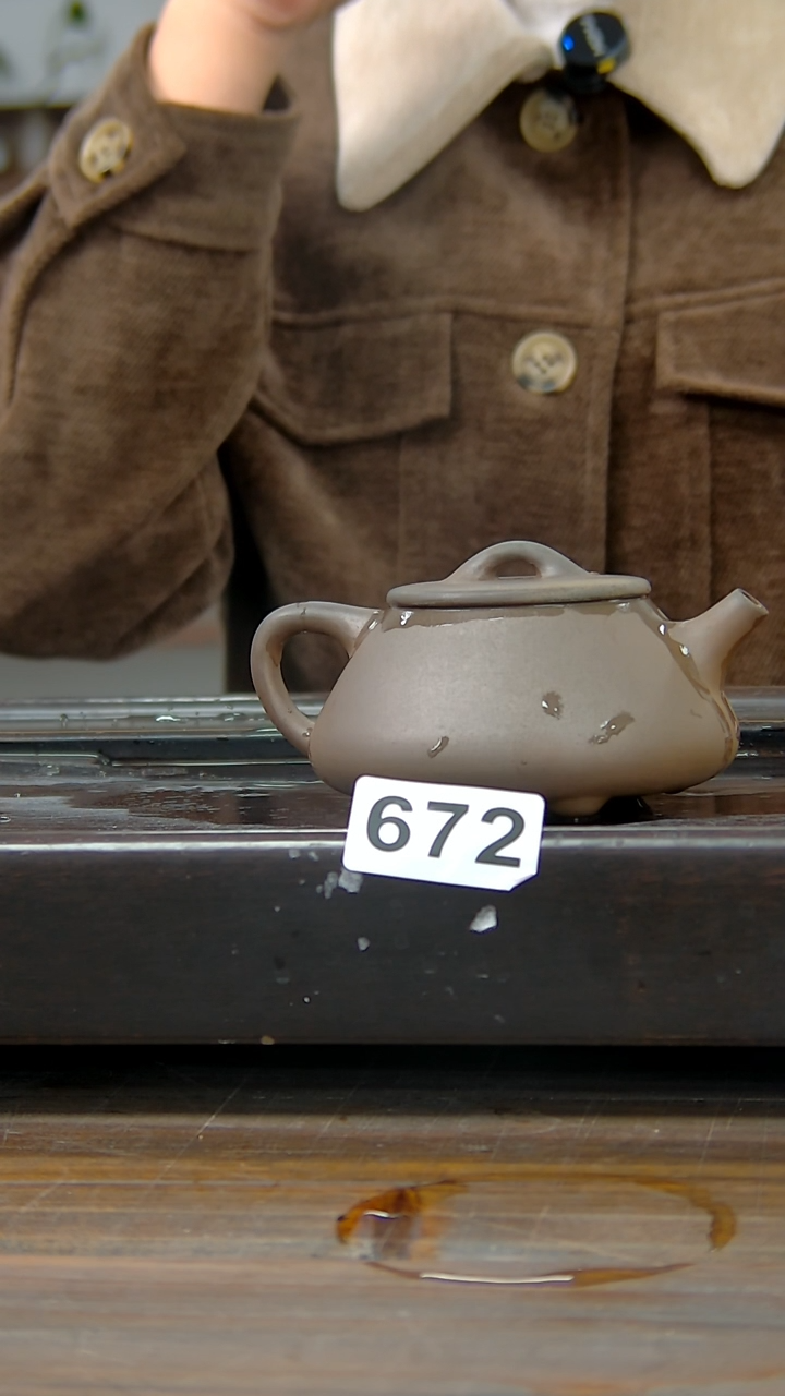 【闪购商品】贵台龙窑柴烧茶壶672
