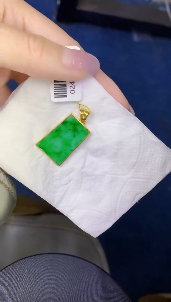 颈饰银S925镶嵌翡翠缅甸天然翡翠A货