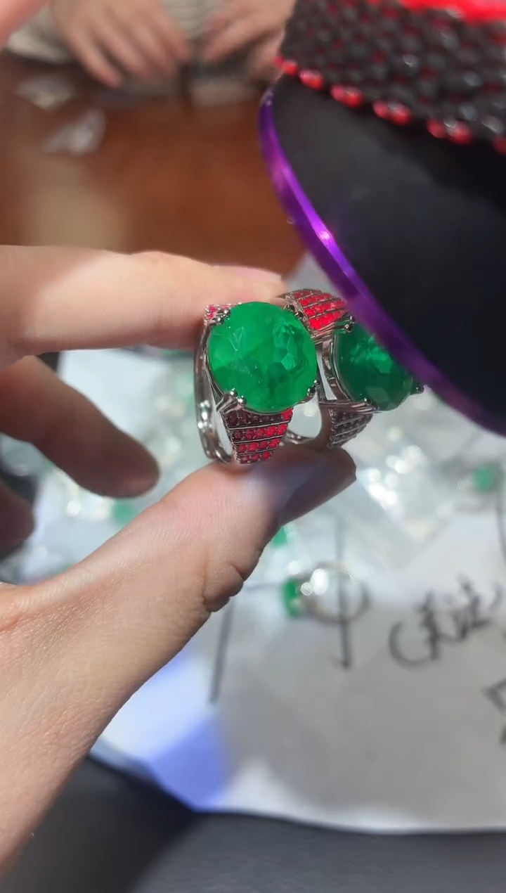 无合成立方氧化锆MM013