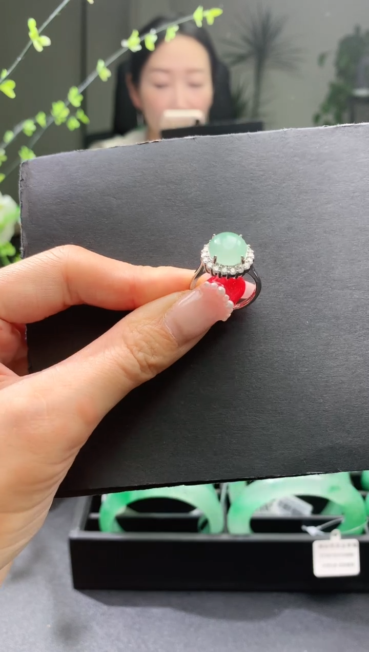 【闪购商品】石英质玉戒指合金戒指