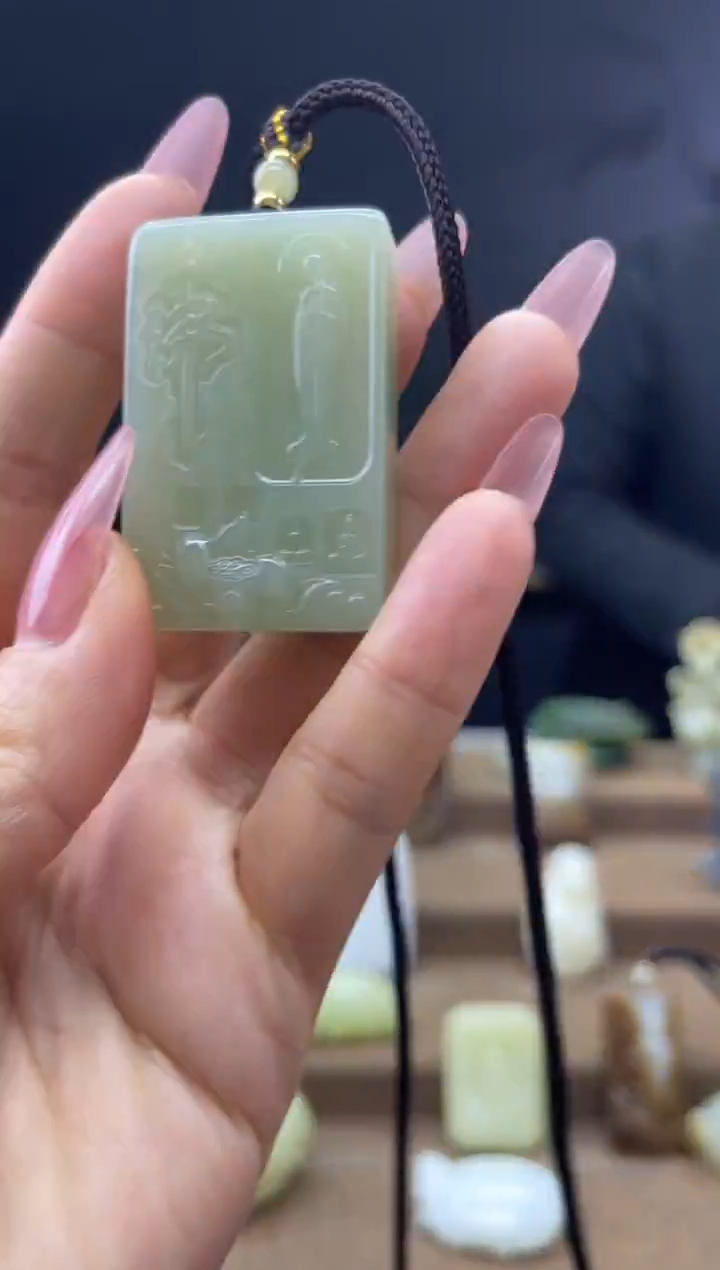 颈饰未镶嵌和田玉1