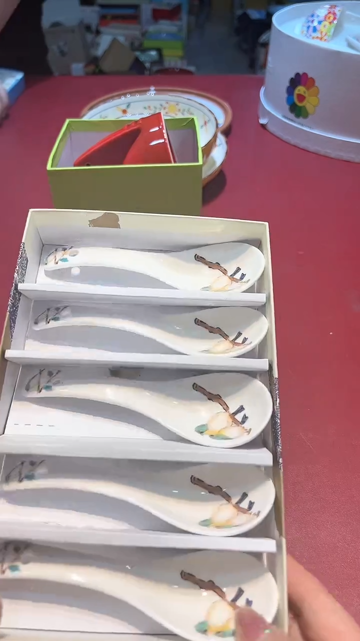 【闪购商品】瓷片锅碗瓢盆一件不剩